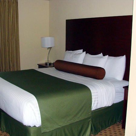 Cobblestone Hotel & Suites - Broken Bow 外观 照片