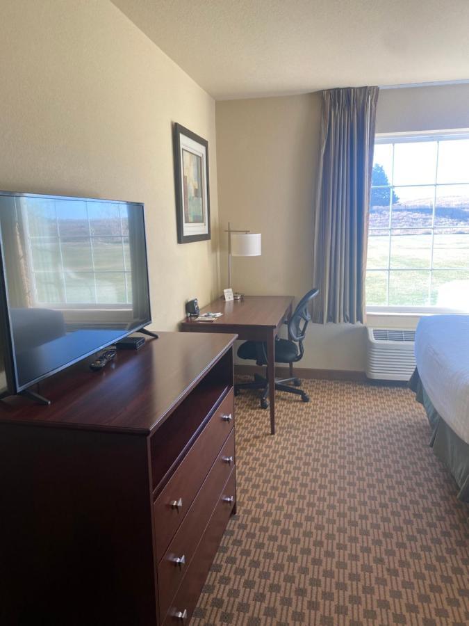 Cobblestone Hotel & Suites - Broken Bow 外观 照片